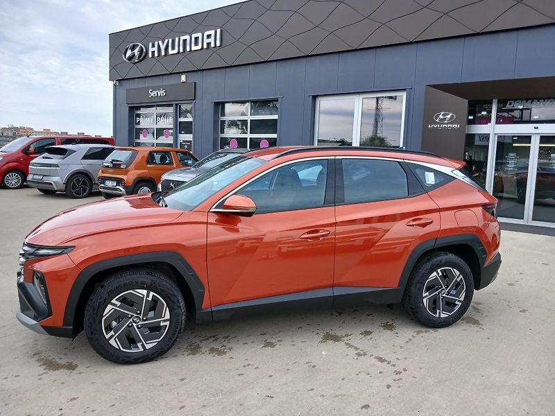 Hyundai Tucson 1,6 T-GDI SMART Nový vůz - fotka 2 z 12