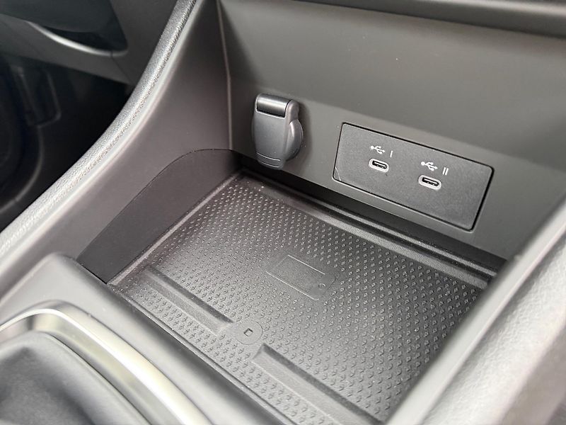 Renault Symbioz 1,3 TCe 104 kW Techno - fotka 23 z 24