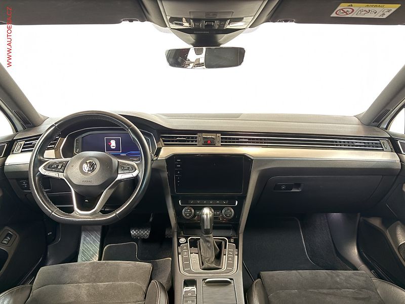 Volkswagen Passat (2020) 2.0 TDi, DSG, navi, LED - fotka 8 z 19