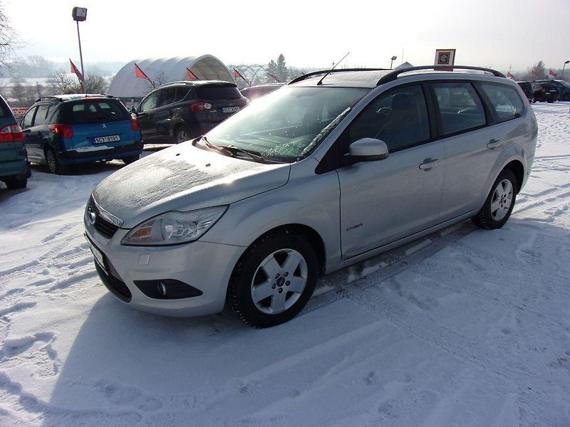 Ford Focus 1,6 TDCI - fotka 4 z 18