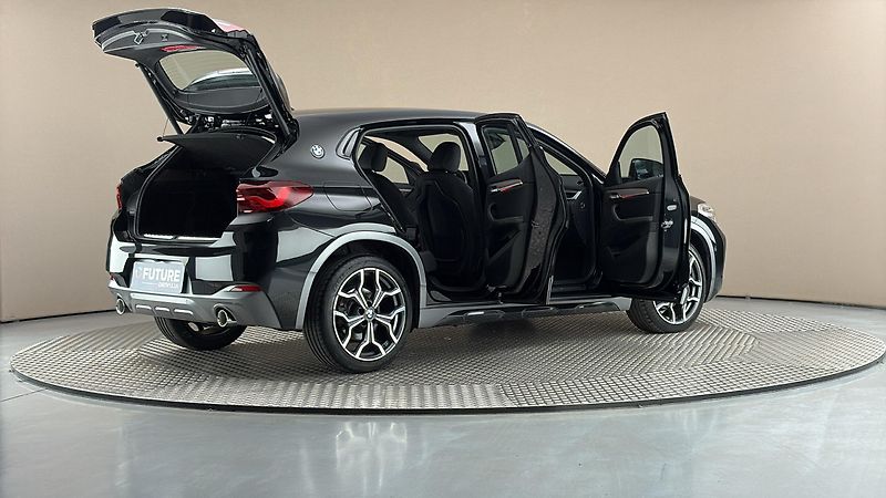 BMW X2 20d AUT xDrive - fotka 6 z 25