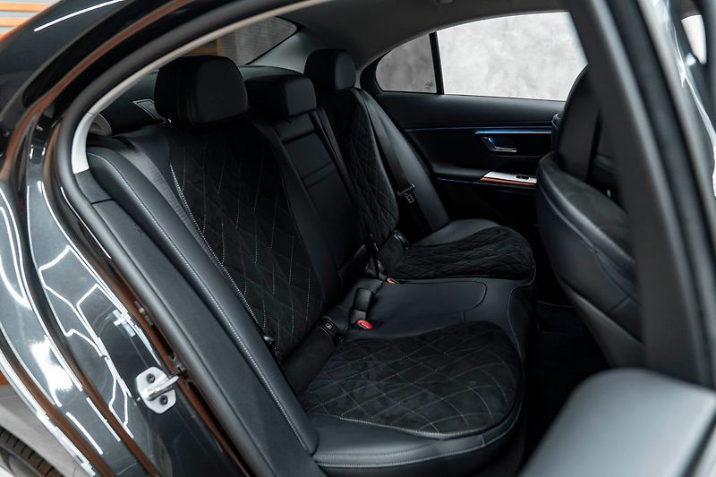 Mercedes-Benz Třídy E E - fotka 17 z 19