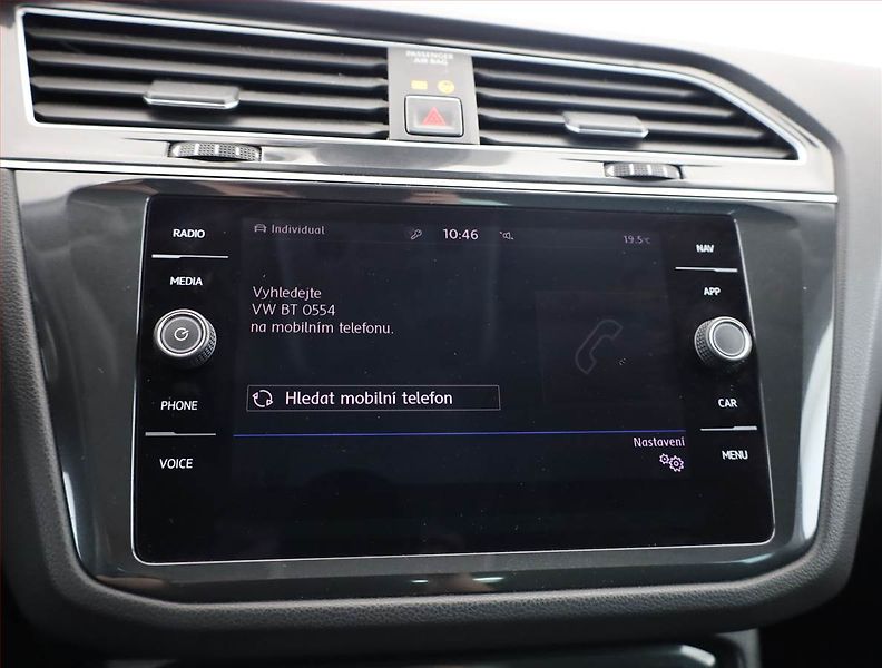 Volkswagen Tiguan (2018) Comfortline 2.0 TDI, 4X4 - fotka 13 z 19