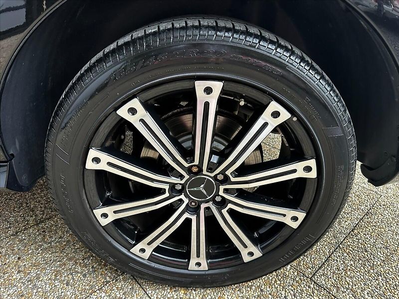 Mercedes-Benz Třídy M 2,2 ML 250CDI 150kW - fotka 37 z 46