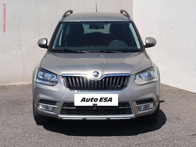 Škoda Yeti (2015) 2.0 TDi 4x4, Ambition, AT - fotka 2 z 19