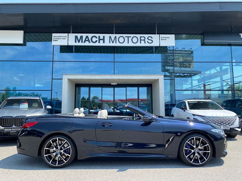 BMW M8 M850i xDrive Cabrio MAX výbava - fotka 7 z 26