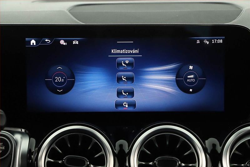 Mercedes-Benz GLB (2024) 200 d 4MATIC, AMG Line - fotka 13 z 20