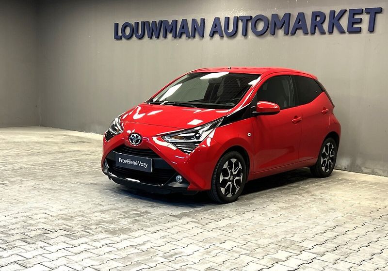 Toyota Aygo 1.0 VVT-i AT Style - fotka 1 z 15