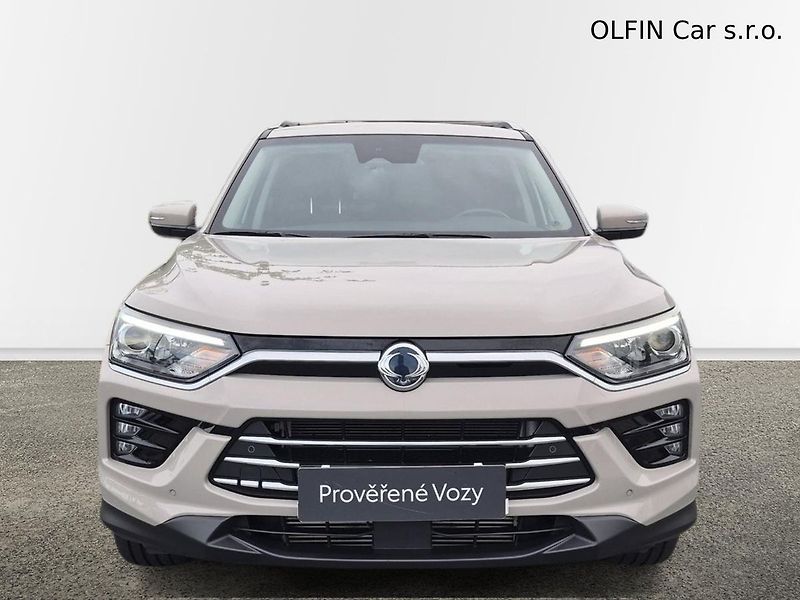 SsangYong Korando Smart  1,5 GDI 120kw A/T - fotka 4 z 23