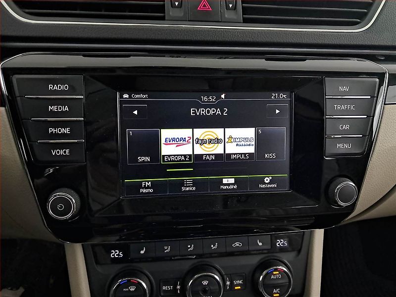 Škoda Superb (2016) Laurin&Klement 2.0 TDI - fotka 13 z 26