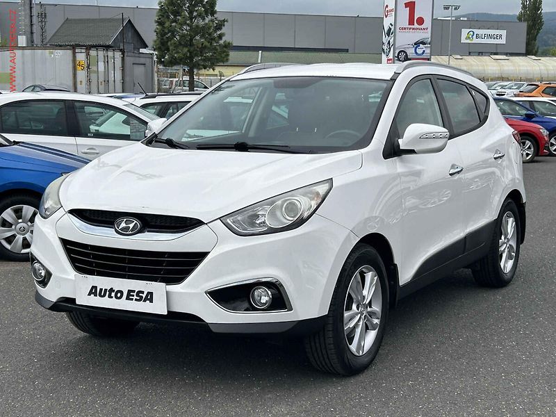 Hyundai ix35 (2011) 2.0 GDi AC, výhřev - fotka 3 z 17