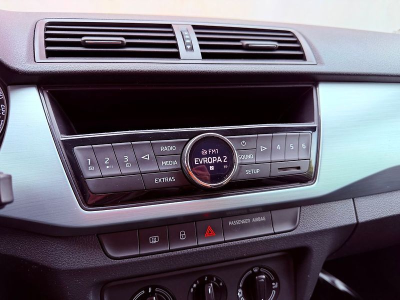 Škoda Fabia 1.2 TSi Ambition, ČR - fotka 18 z 23