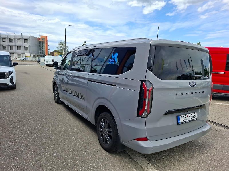 Ford Tourneo Custom Titanium L2, Tourneo, 2.0 EcoB - fotka 5 z 15