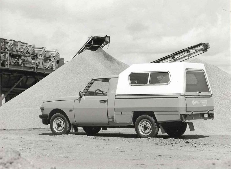 Wartburg 353 z prvního roku výroby.
