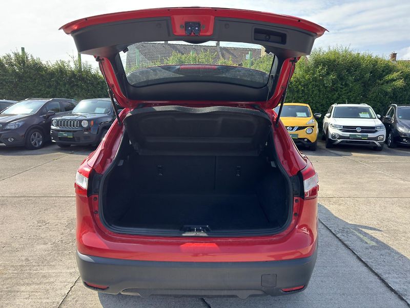 Nissan Qashqai - fotka 7 z 7