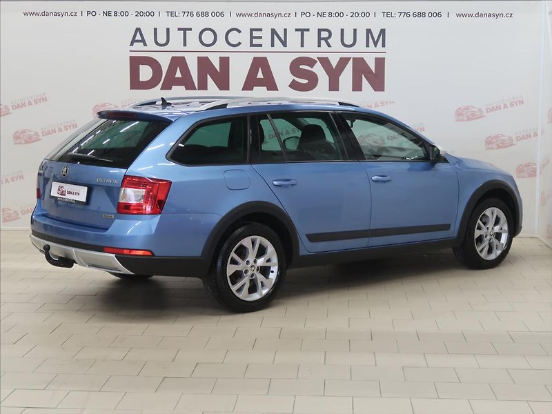 Škoda Octavia 2,0 TDI 135KW DSG SCOUT TOP! - fotka 4 z 39