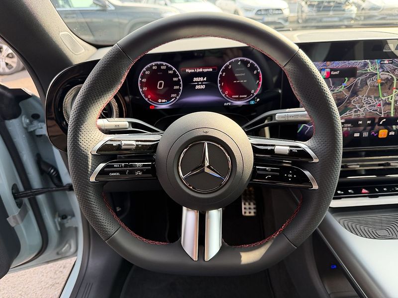 Mercedes-Benz CLA 200 - fotka 18 z 34