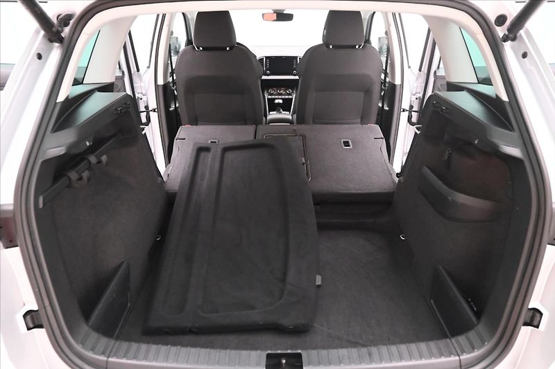 Škoda Karoq 2,0 TDI 85 kW DSG EL.KUFR Záru - fotka 11 z 31