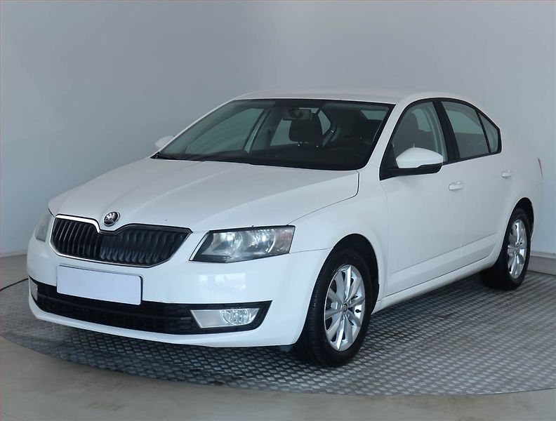 Škoda Octavia (2015) 1.6 TDI - fotka 2 z 15