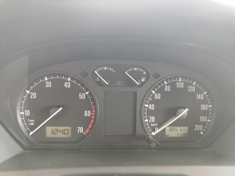 Škoda Fabia (2000) 1,4MPI,50KW,NOVÁ STK - fotka 18 z 19