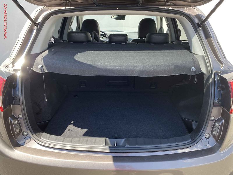 Citroën C4 Aircross (2017) 1.6 HDi, ShineShine - fotka 7 z 18