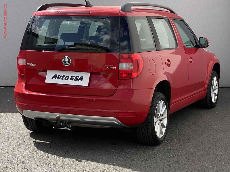 Škoda Yeti (2015) 1.2 TSi, Ambition, DSG, navi - fotka 4 z 17