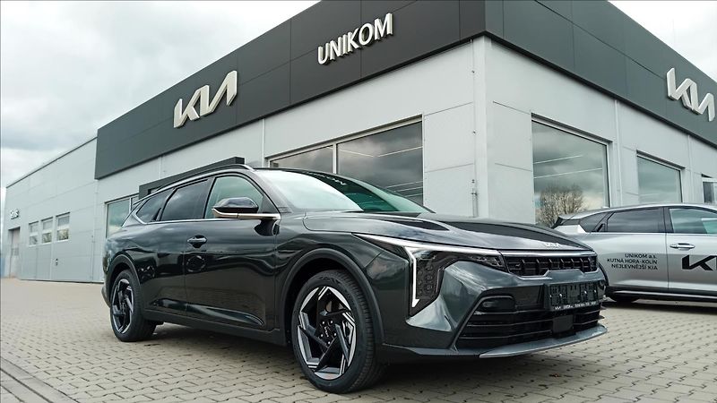 Kia K4 1,6 SW T-GDi 7DCT TOP - fotka 3 z 12