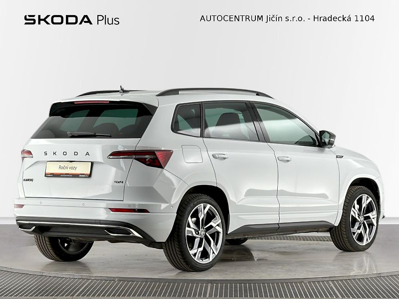 Škoda Karoq (2025) DSG 2.0TDI 110kW 4x4 SportLine - fotka 2 z 36