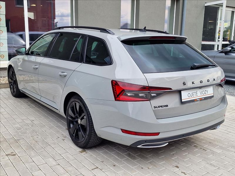 Škoda Superb 2.0TDI 140kW DSG SportLine ,ČR - fotka 8 z 50