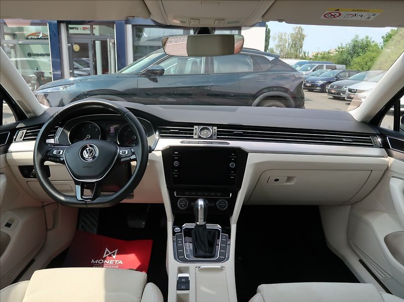 Volkswagen Passat 2,0 TDi,110kW,1majČR,Highline - fotka 18 z 27