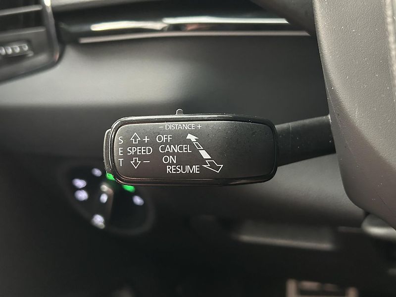 Škoda Karoq 2.0 TDI 4x4 Top selection - fotka 17 z 29