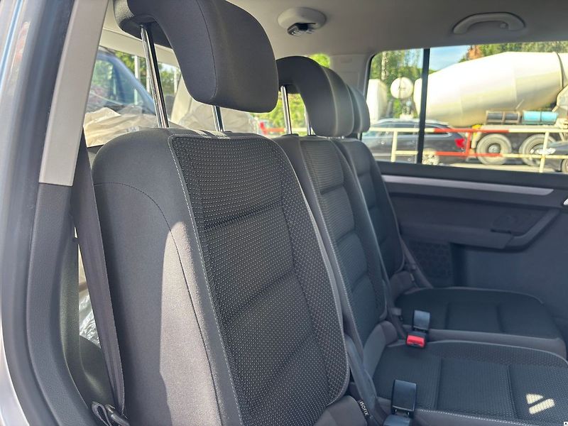 Volkswagen Touran 1.4TSi/2013/7MÍST,MAN6,103kW-Z - fotka 39 z 55