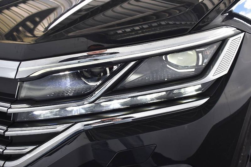 Volkswagen Touareg (2023) R-Line 3.0TDI 210kW,Tažné,Weba - fotka 31 z 31