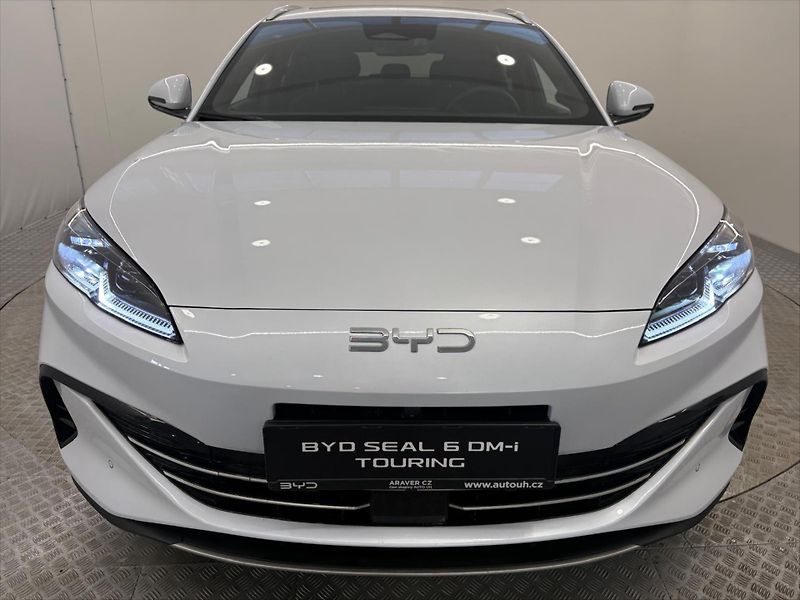 BYD Seal 6 (2025) 156 Kw Comfort Lite - fotka 6 z 12