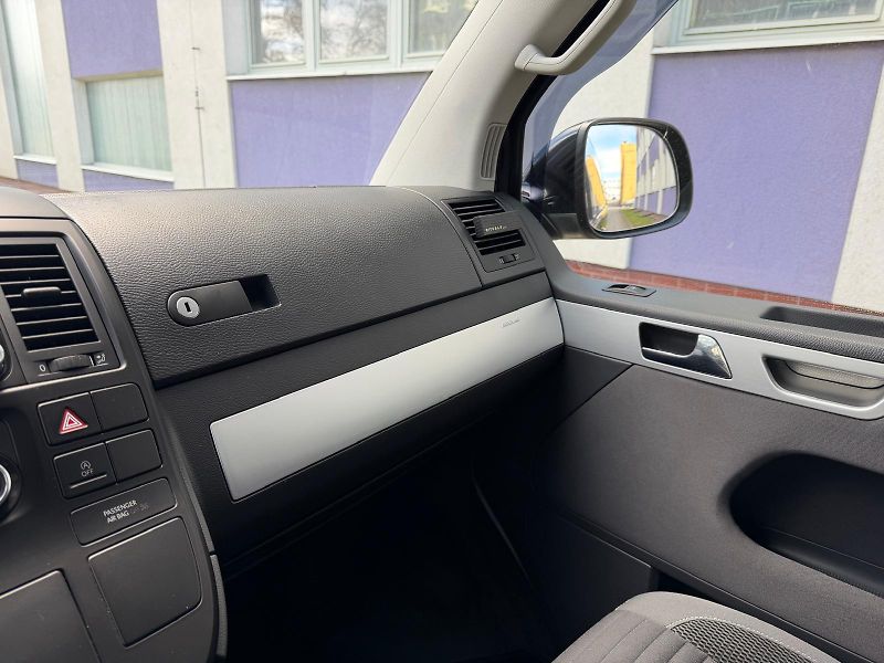 Volkswagen Multivan 2,0 TDi DPH  /103 kW/edice Cup - fotka 27 z 32