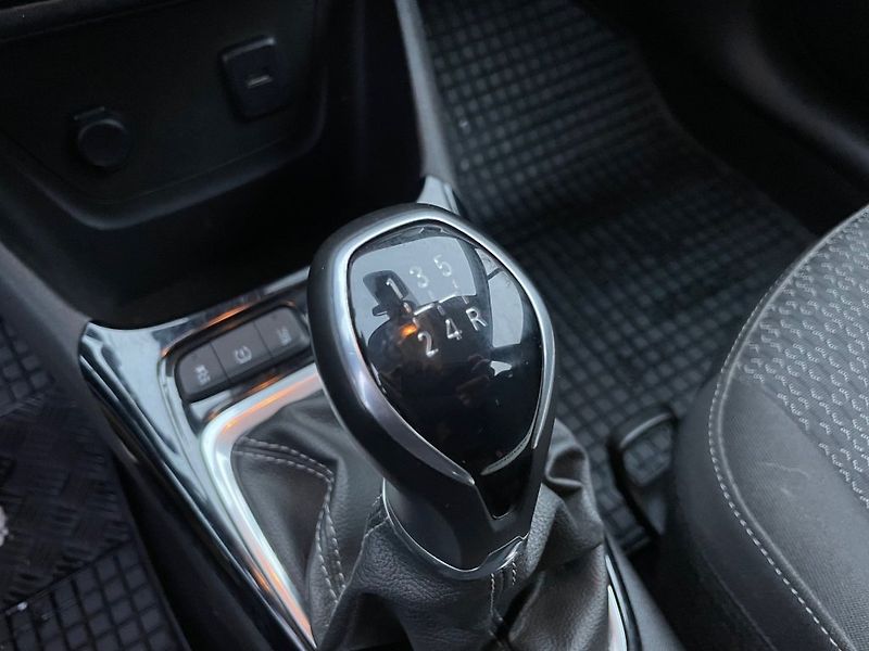 Opel Crossland X Enjoy 1,2i MT5, ČR, 1. maj - fotka 24 z 29