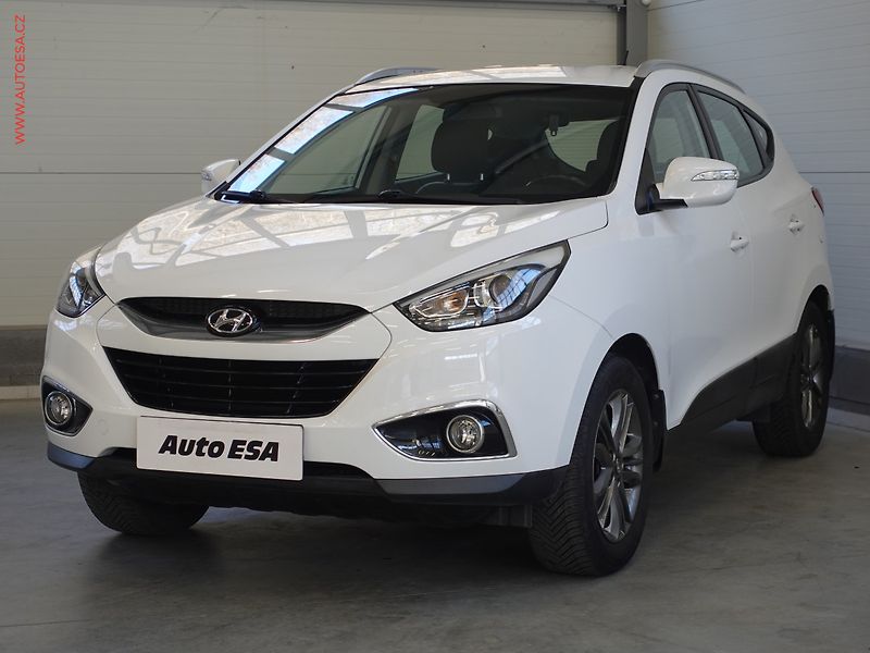 Hyundai ix35 (2015) 2.0 GDi, 2.maj,ČR, Trikolor - fotka 3 z 23