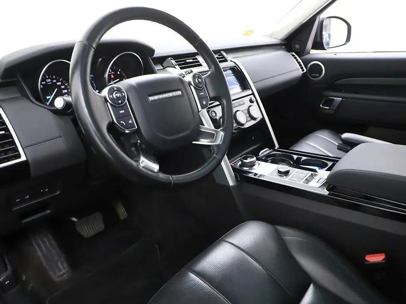Land Rover Discovery 2.0 Td4 HSE Luxury 7-Míst TZ - fotka 3 z 18