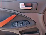 Ford Kuga (2010) 2.0 TDCi, AC - náhled 12