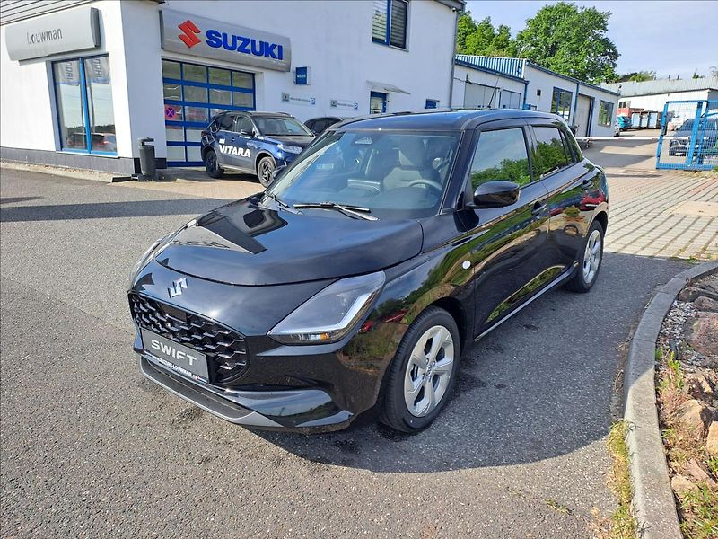 Suzuki Swift (2026) 1,2 PREMIUM HYBRID - fotka 3 z 22