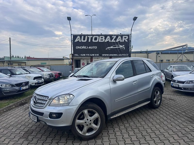 Mercedes-Benz Třídy M (2005) 320 3,0CDI 165KW JINÝ MOTOR - fotka 1 z 39