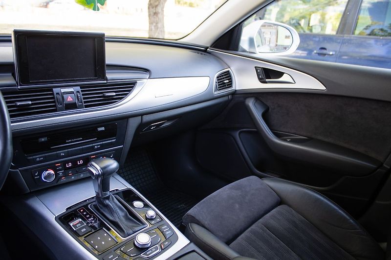 Audi A6 - fotka 16 z 22