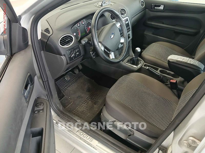 Ford Focus (2005) 1.6d, 1.maj, servis.kniha, AC - fotka 3 z 3