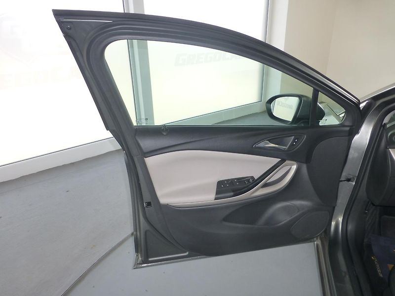 Opel Astra (2016) 1,6CDTI*ALU*PARK.S*Záruka 36mě - fotka 10 z 25