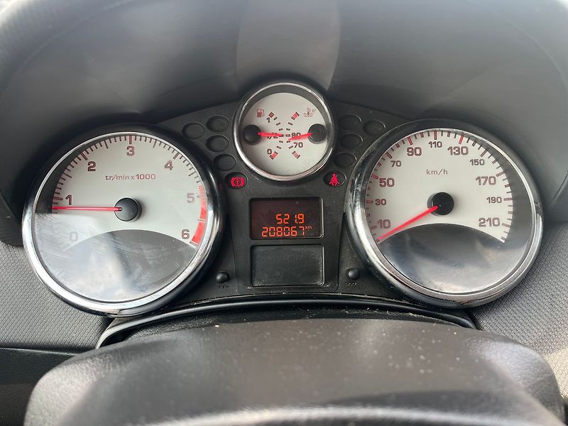 Peugeot 207 1.6 HDI/68kW ČR - fotka 3 z 20