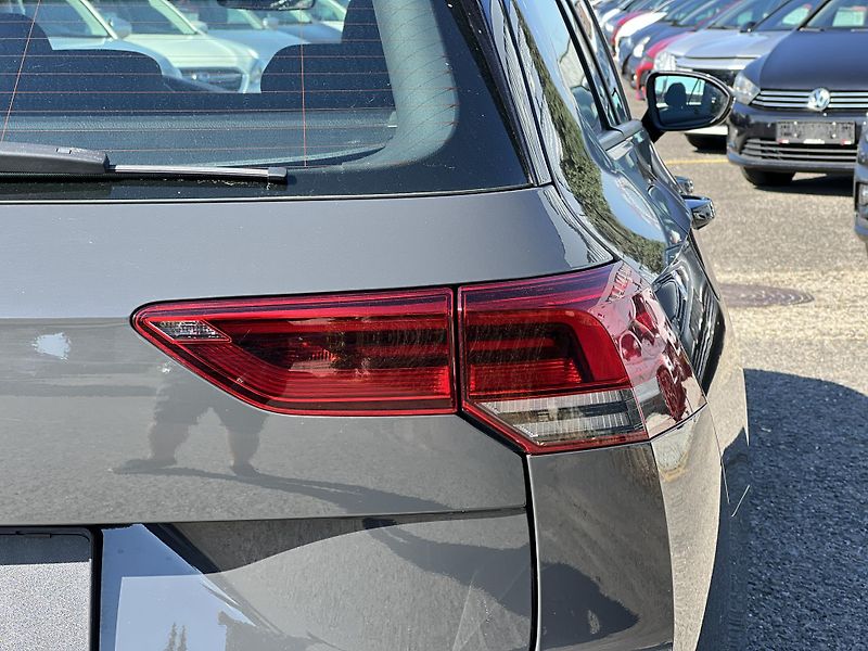 Volkswagen Golf 1.0TSi 81kw NAVI KOUPENO V ČR - fotka 45 z 46