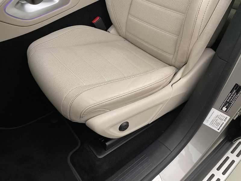 Mercedes-Benz GLE COUPE 400d 4MATIC AUT CZ - fotka 24 z 85