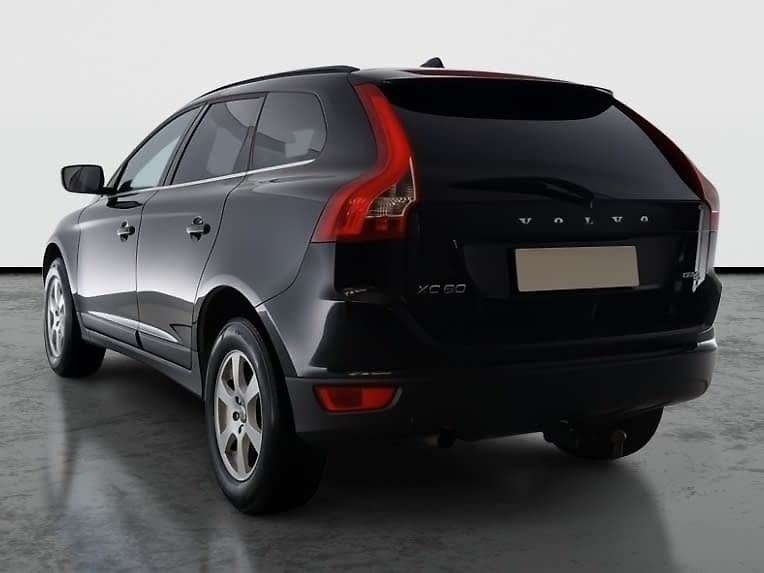 Volvo XC60 (2011) Momentum D4, Xenony, Tempomat - fotka 4 z 17