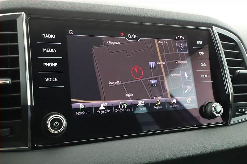 Škoda Karoq (2019) 2.0 TDI - fotka 16 z 24