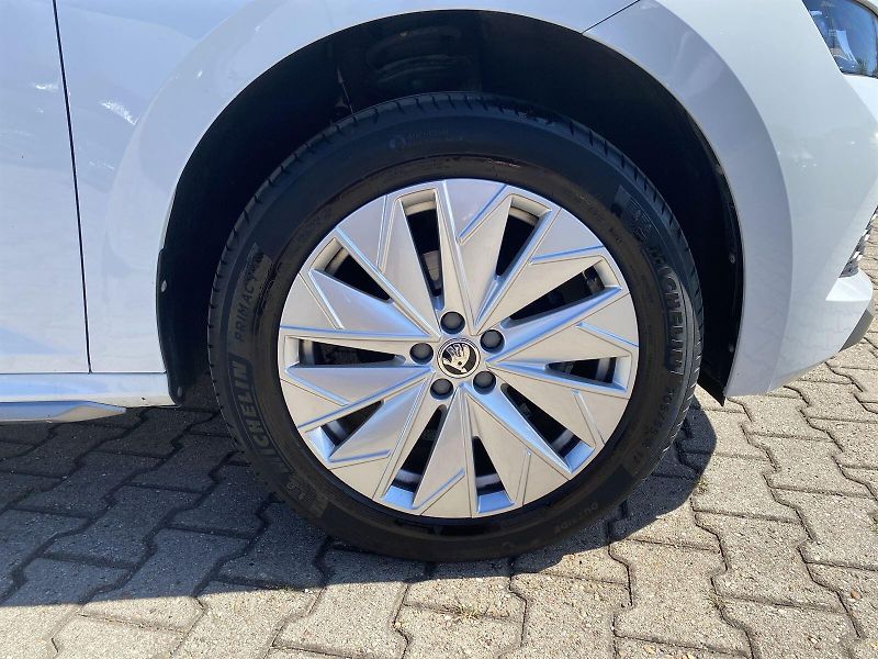 Škoda Kamiq (2021) 1.5 TSI 110 kW Style - fotka 27 z 31